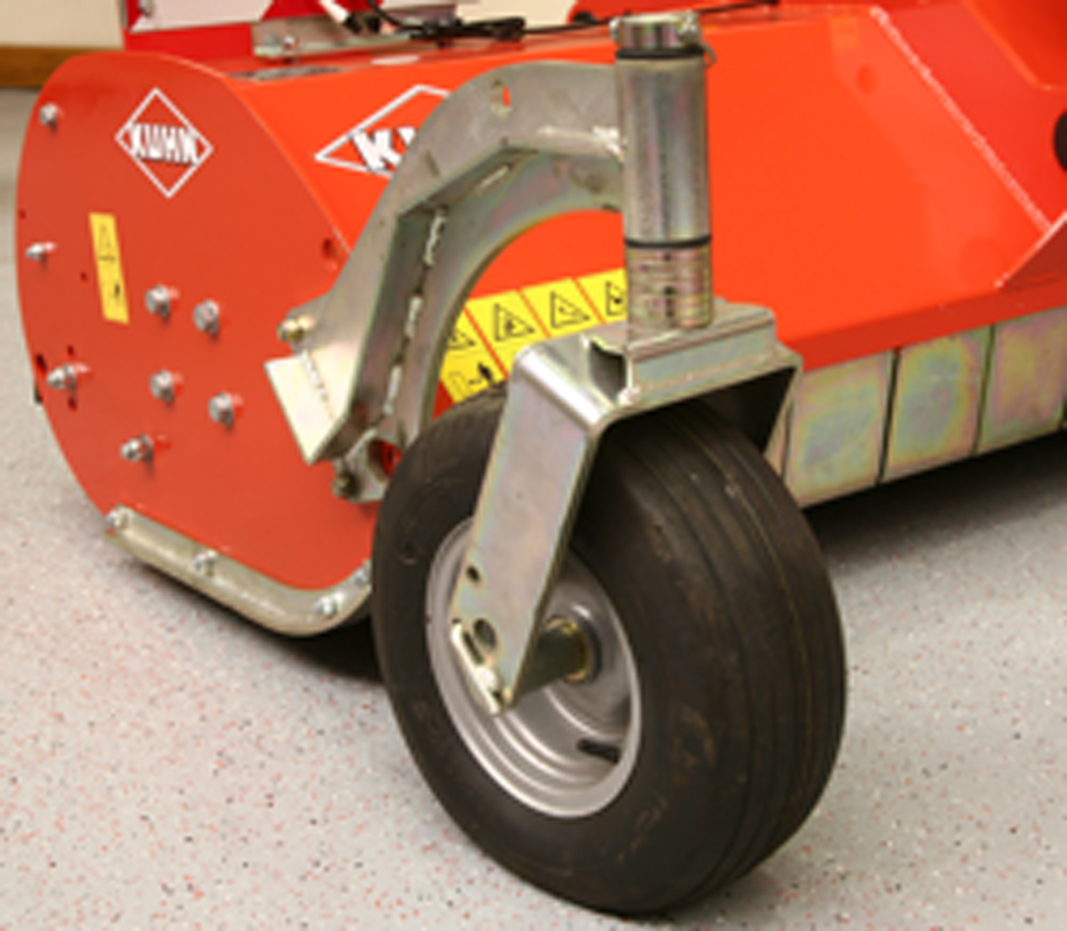 KUHN Vordere Schwenkräder 360° (Paar) Universalmulcher