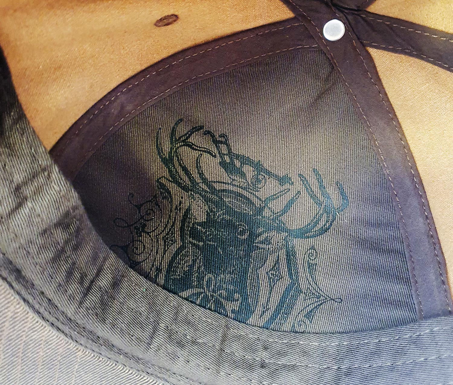 MC13080879BW JOHN DEERE Oilskin Cap Herren Braun MC13080879BW img_3