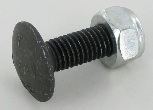 Spezialschraube M10x30 8.8 aus der Kategorie Frontladertechnik_Futtertechnik